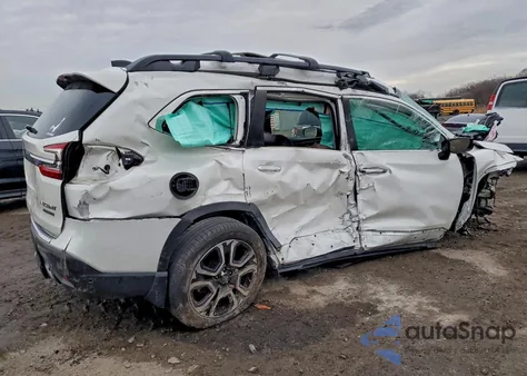 2023 Subaru Ascent Touring z USA, uszkodzony, nr VIN 4S4WMAWD3P3424131